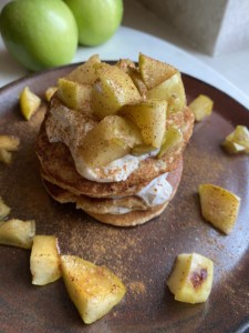Acacia Honey Apple Pie Pancakes