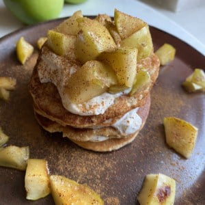 Acacia Honey Apple Pie Pancakes