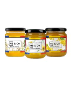 Vasetti assortiti di miele di HoneyBee & Co., tra cui miele di acacia, di girasole e di tiglio.